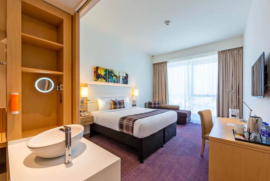 Отель Premier Inn Dubai 