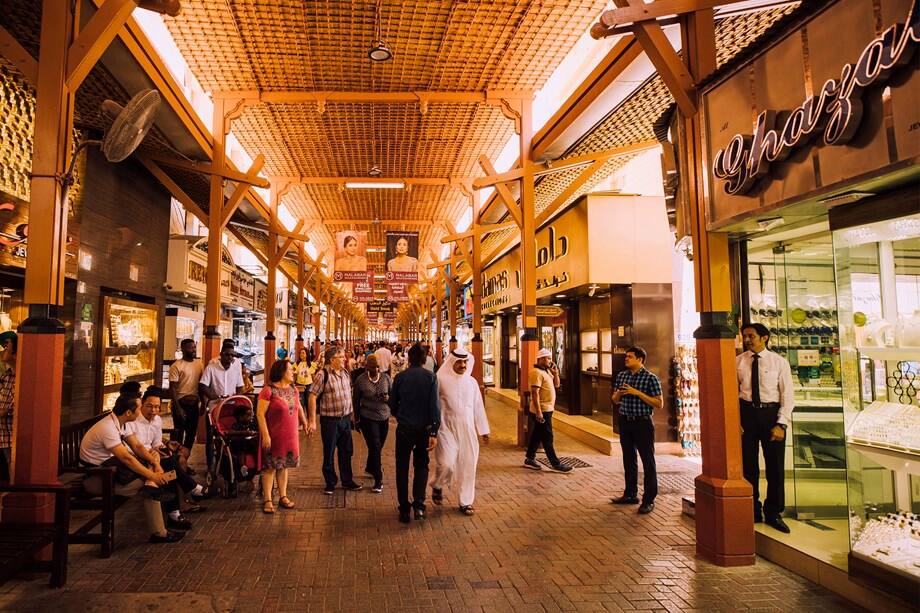 /dotsite/images/1 3 tourism strategy/Growth and demand/dtcm-dubai-tourism-startegy-growth-demand-header-old-gold-souk-small