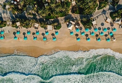 social-distancing-guidelines-also-apply-to-the-placement-of-beach-accessories