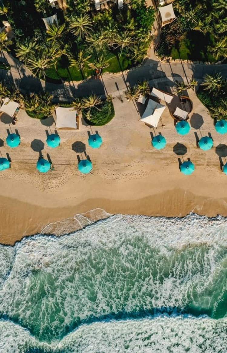 social-distancing-guidelines-also-apply-to-the-placement-of-beach-accessories