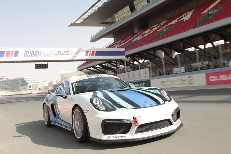 a-guide-to-cycling-in-dubai-autodrome