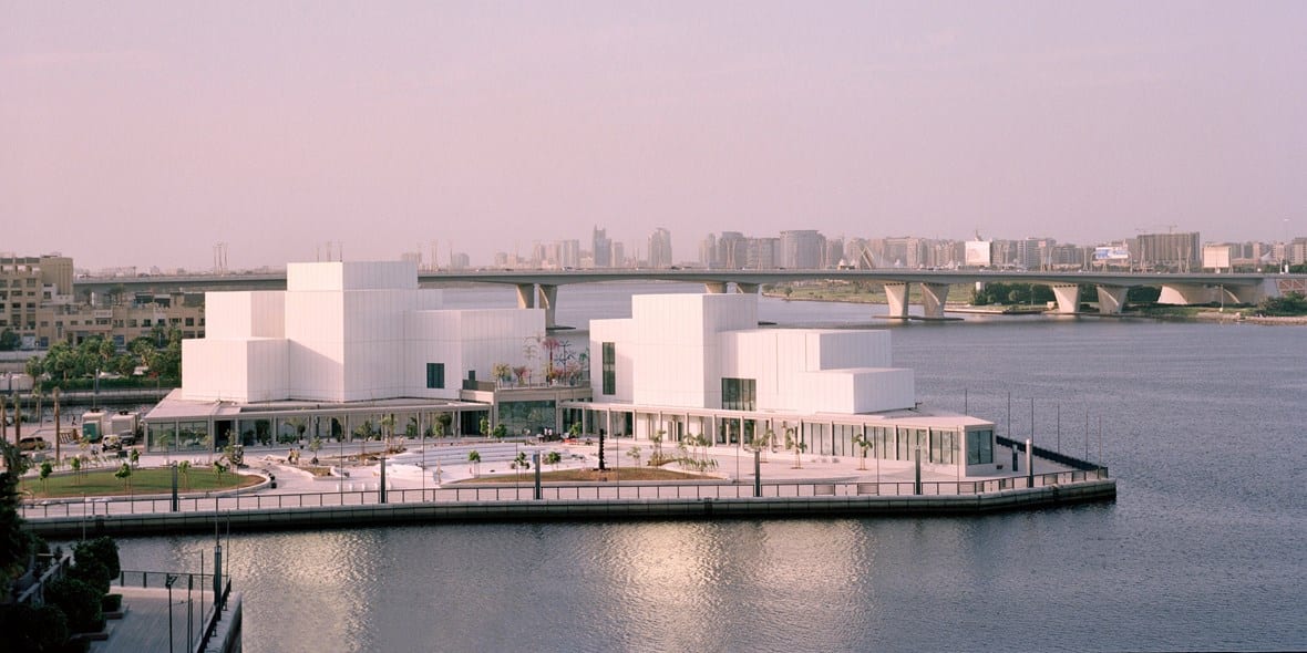 /GatherContent/article/a/art-galleries-in-dubai/media/art-galleries-in-al-jameel-arts-rory