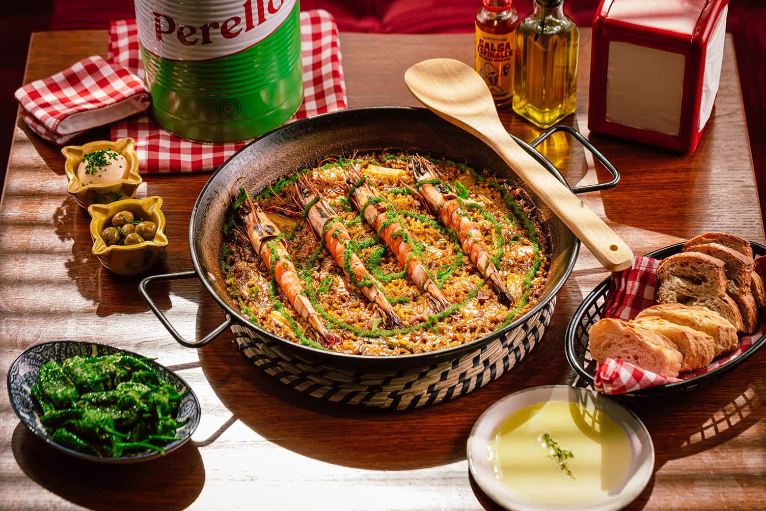 lola taberna paella brunch