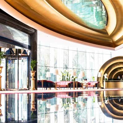burj-al-arab-facts-gold-interiors