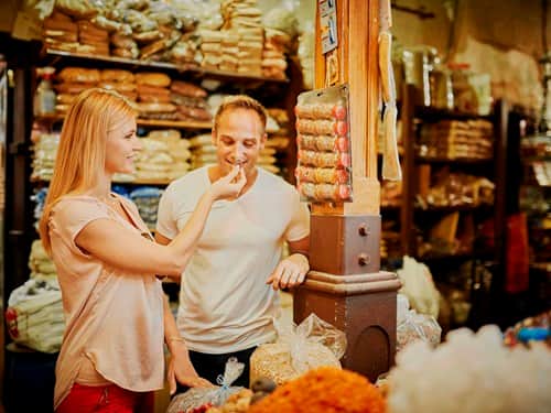 dubai-best-outdoor-shopping-and-markets-spice-souk-dtcm