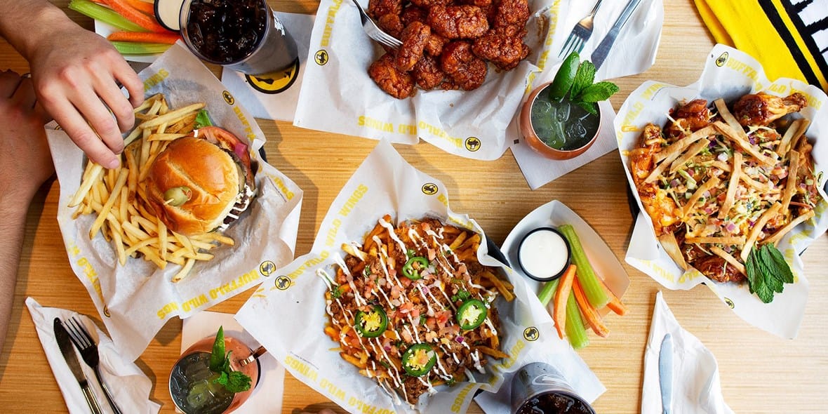 dubais-best-spicy-food-restaurants-buffalo-wild-wings-5