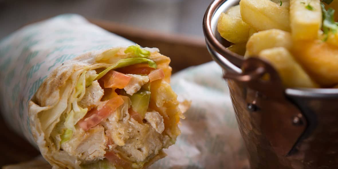 emirati-run-cafes-shawarma