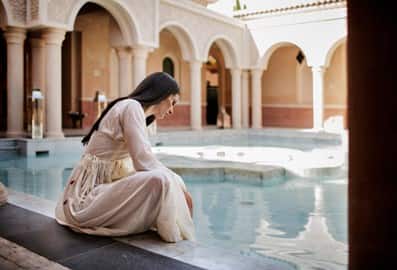 wellness spa relaxation lady dubai unwind