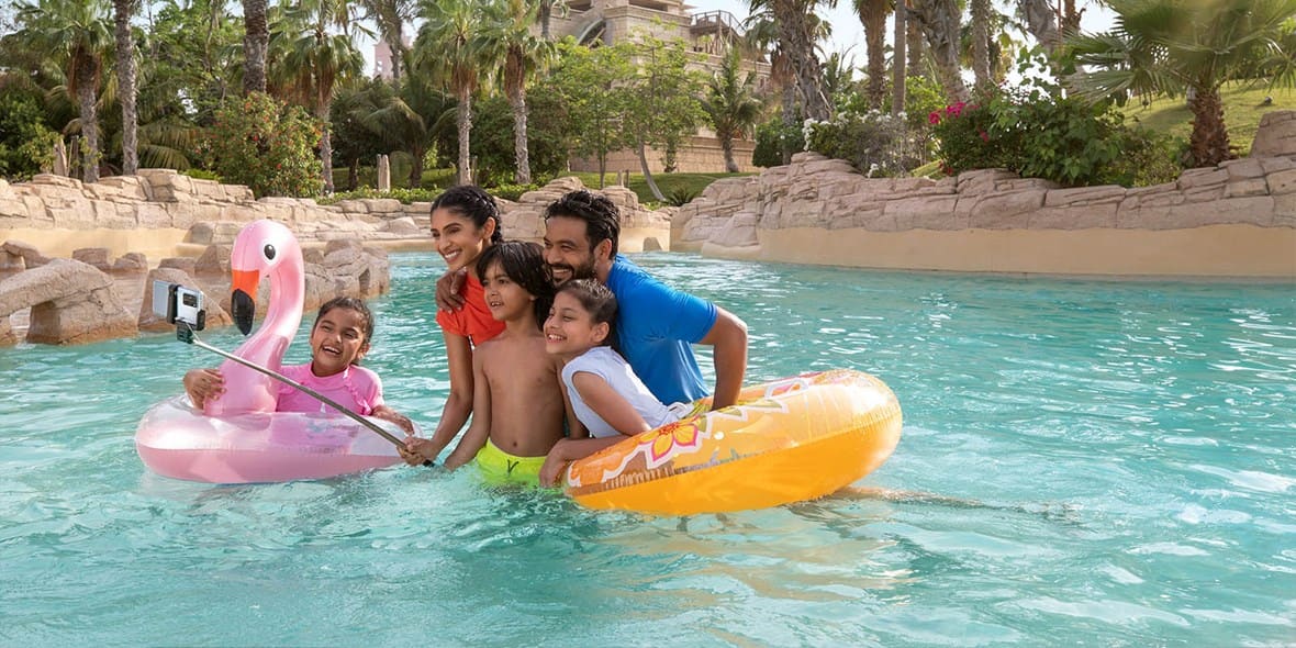 dubais-must-do-water-activities-aquaventure-v2