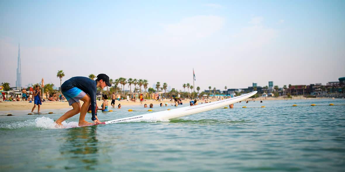 dubais-must-do-water-activities-paddle-board