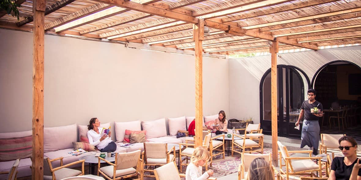 dubais-quirky-cafes-comptoir-102-8