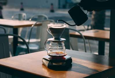 emirati cafes coffee pot dubai