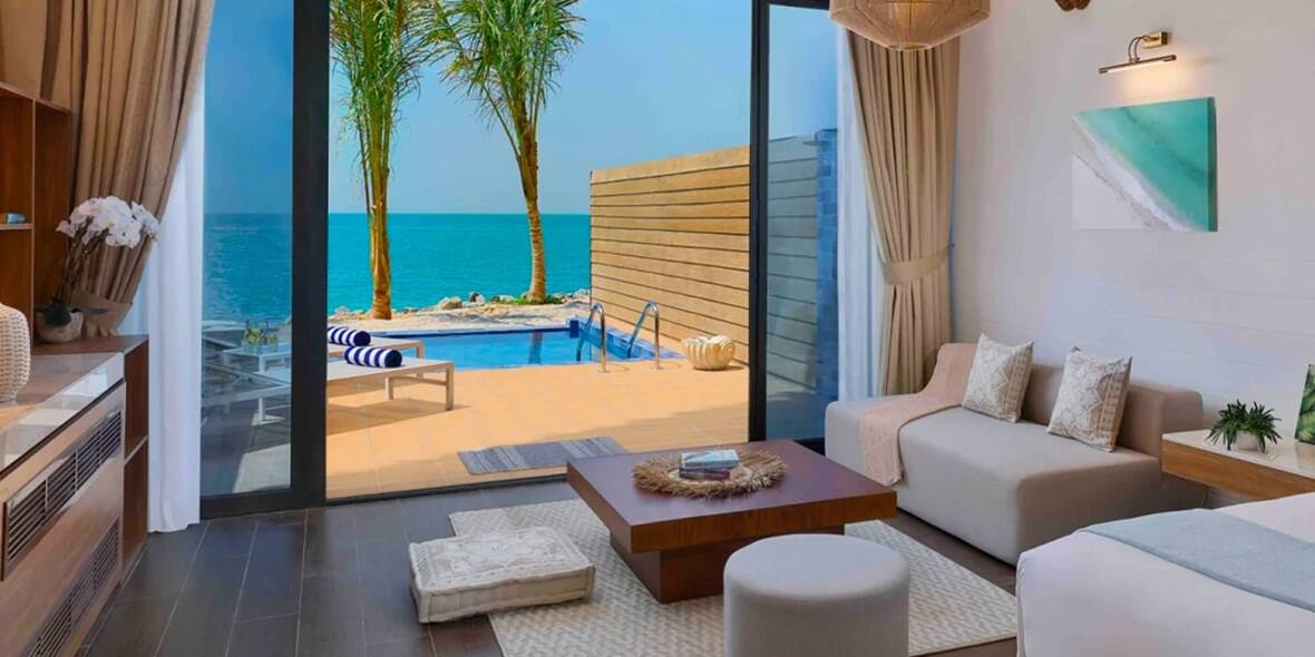 extraordinaryhotelsindubaianantaraworldislandsofficialwebsitejpg