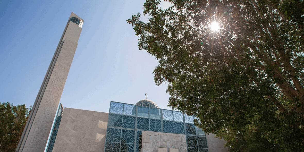 /GatherContent/article/m/mosques-in-dubai/abdul-rahman-al-siddique-mosque-at-palm-jumeirah