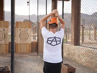 new-family-experiences-hatta-wadi-hub-axe-throwing