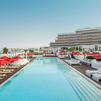 The Palm Dubai Beach Resort Exterior