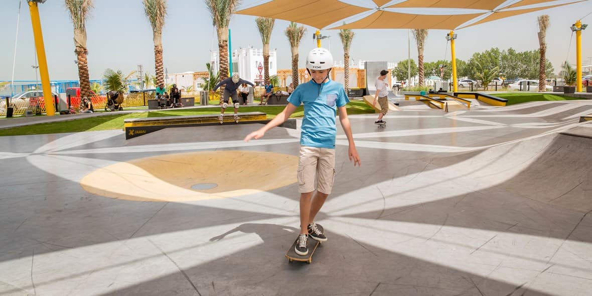 /GatherContent/article/o/outdoor-gymsfitness-in-dubai/media/outdoor-gymsfitness-in-dubai-kite-beach-1