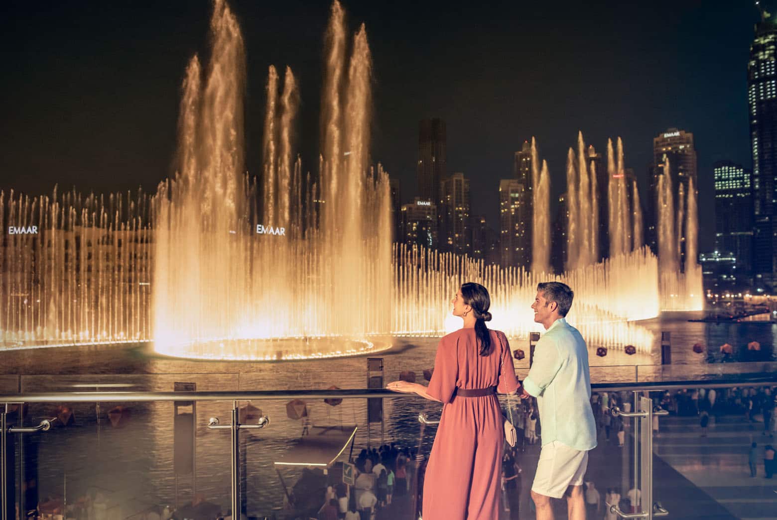 Dubai Mall Outside View Night