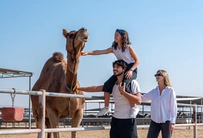 Camelicious farm tour