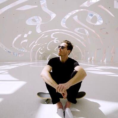 shaun-white-in-dubai-2-v2