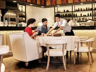 tipping-in-dubai