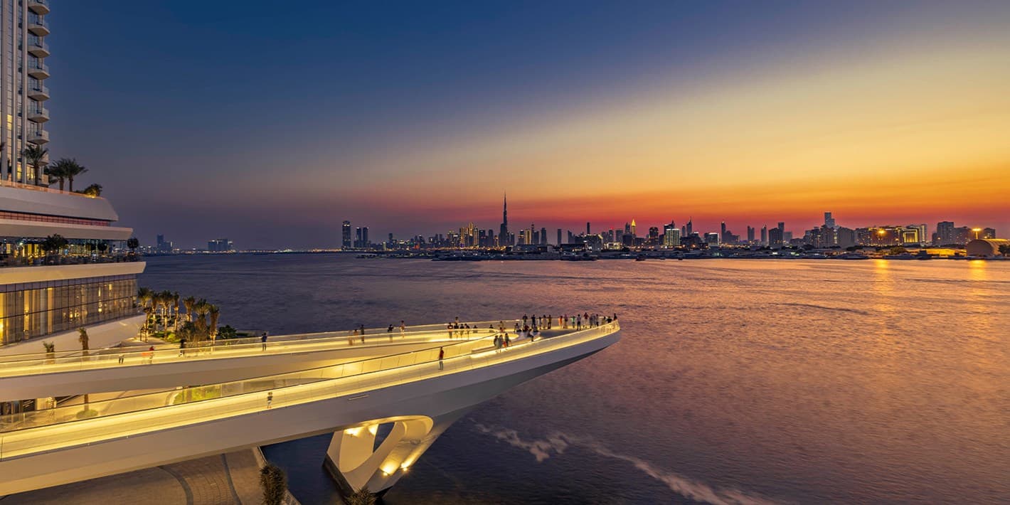 top-free-things-to-do-in-dubai-the-view-point.jpg?rev=15d0425a1ab7458b86004a3739308386&cx=0.5&cy=0.5&cw=1420&ch=710