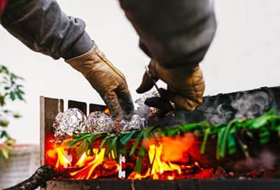 top-outdoor-barbecue-places-in-dubai-barbecue-getty-header