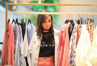 vintage-shopping-in-dubai-shop-header