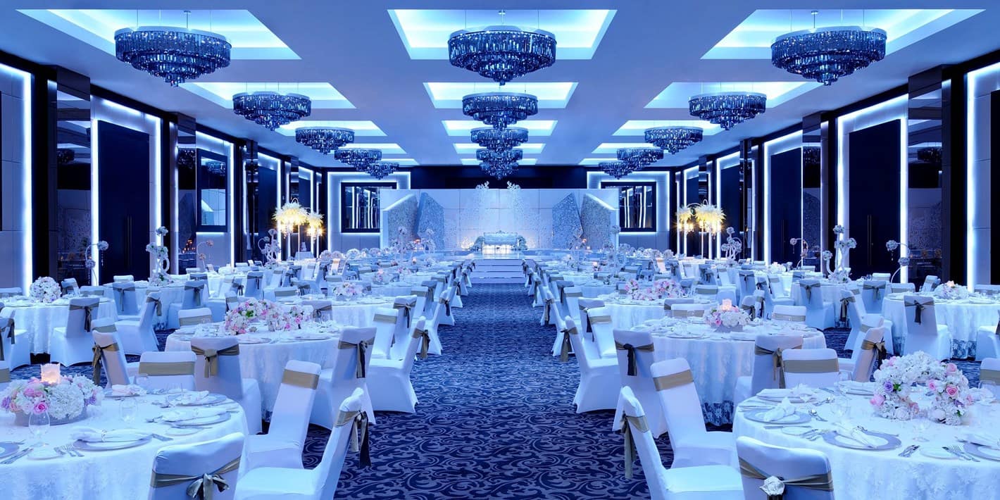 Eventchic Designs Dubai world trade center wedding hall | Beachweddingtips.com