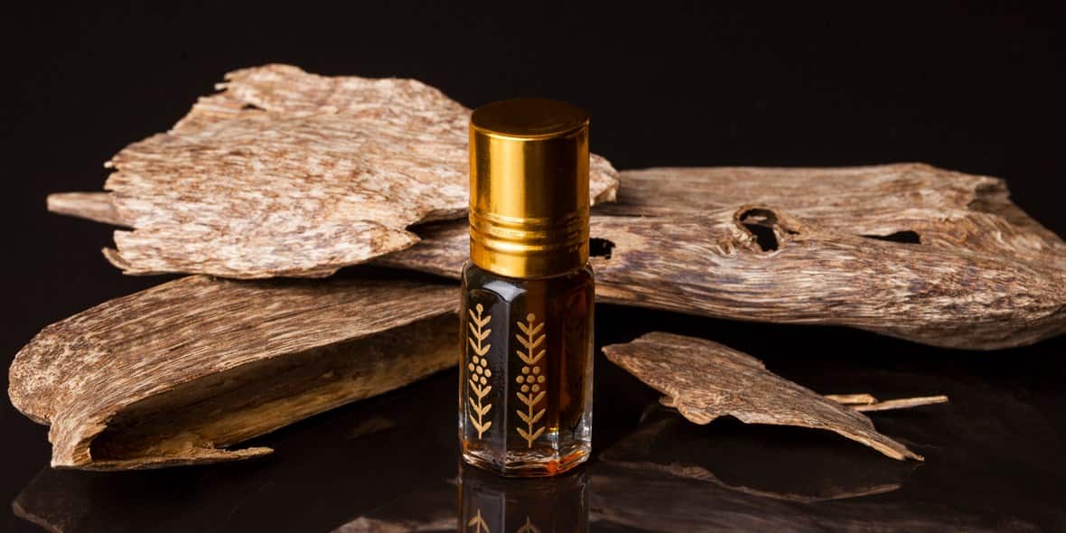 your-guide-to-arabian-style-perfumes-oud-getty-7