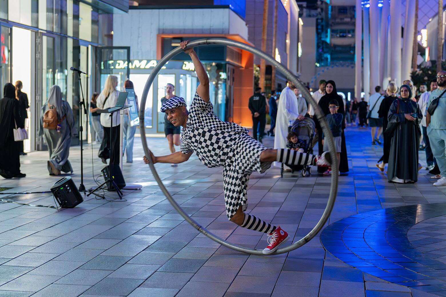 blue waters busking 5