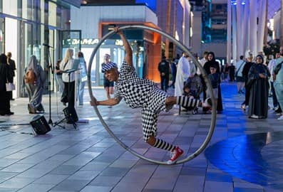 blue waters busking 5