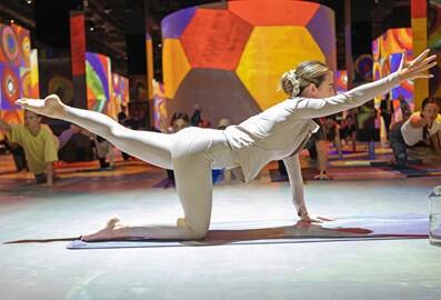immersive yoga infinity des limieres in Dubai