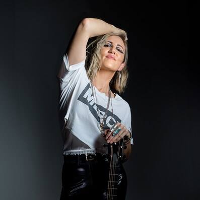 kt tunstall at bla bla