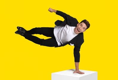 Russell kane at QE2 Dubai