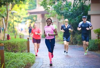 ignite pink is pink swim run