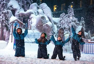 summer in the snow with ski dubai