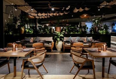 42 midtown restaurant dubai interior