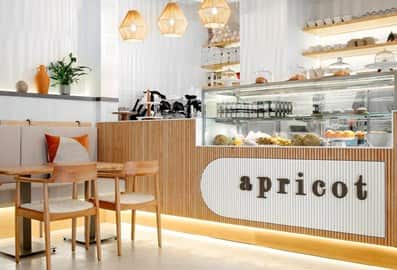 Apricot cafe in Downtown Dubai