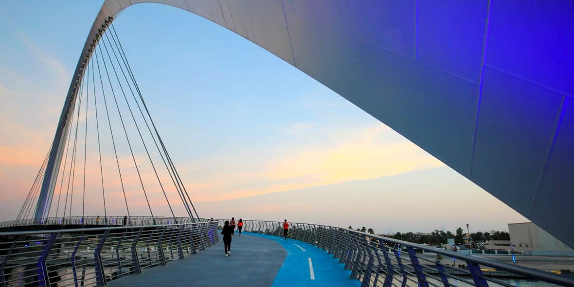 dubai-water-canal-tolerance-bridge