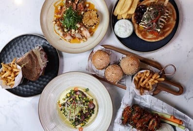 five iron golf dubai food