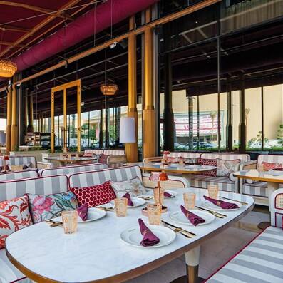 FRNDS Grand Cafe Dubai