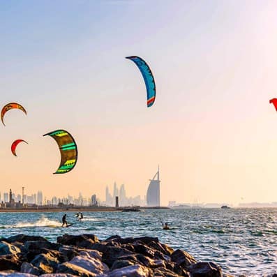 Kitesurfing in Dubai