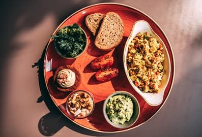 Leen’s Casual to Gourmet