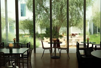 Paus Club The Eatery