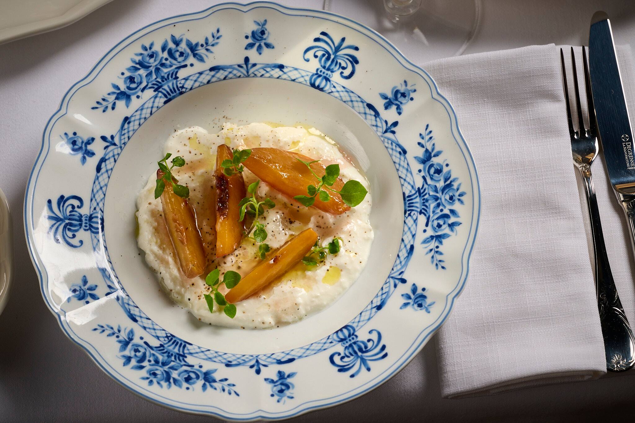 French restaurant tete-a-tete JBR