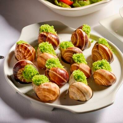 French restaurant tete-a-tete FIVE LUXE
