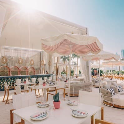 the 305 beach club palm jumeirah dubai