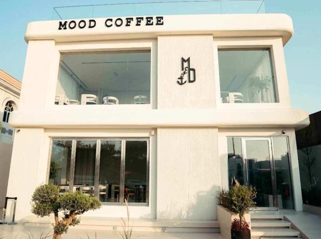 Exteriors Mood Cafe