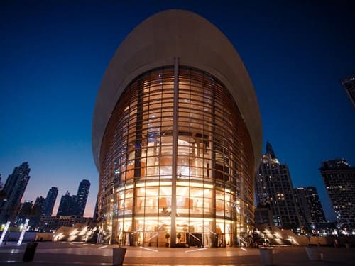 Dubai Opera, Nighttime